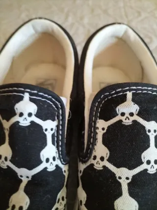 Vans slip on calaveras