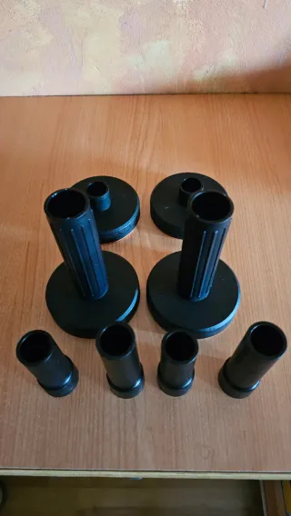 Soportes ajustables en altura para muebles