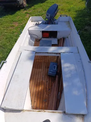 Barca 4 metros con motor Yamaha 25CV