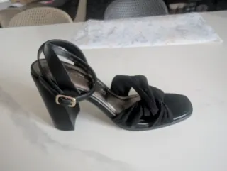 Sandalia especial eventos sin estrenar