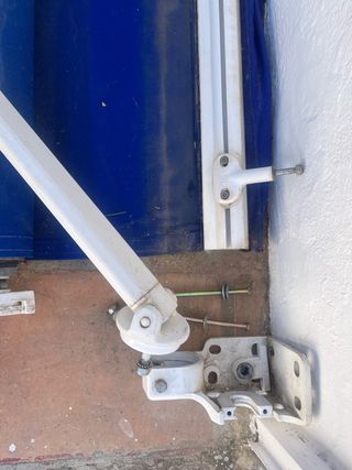 TOLDO 3,57 m x 1,50 m eléctrico.