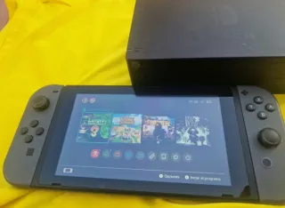 Consola Nintendo Switch con juegos