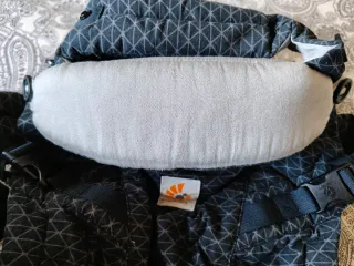 Mochila Ergobaby Adapt Negra