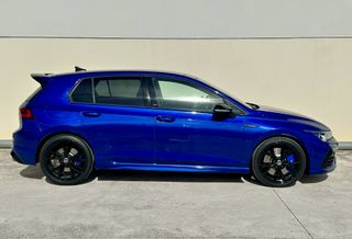 VOLKSWAGEN GOLF R 20 Aniversario 333CV Akrapovic