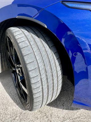 VOLKSWAGEN GOLF R 20 Aniversario 333CV Akrapovic