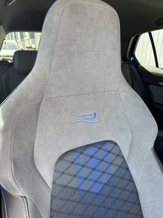 VOLKSWAGEN GOLF R 20 Aniversario 333CV Akrapovic