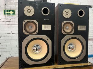 Altavoces Vintage Negro y Dorado