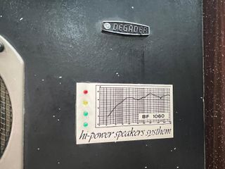 Altavoces Vintage Negro y Dorado