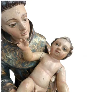 San Antonio antiguo figura religiosa