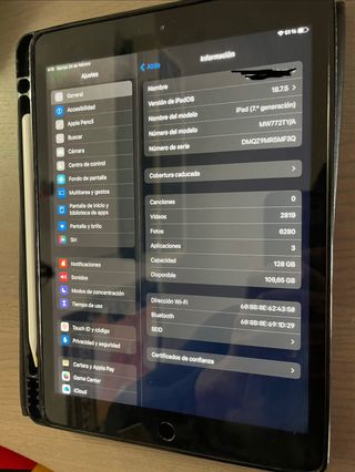 iPad 7ª Generación 128GB Gris Espacial — Perfecto