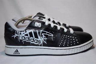 adidas (descripción)