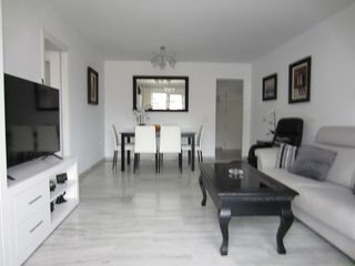 Piso en venta en Zona Puerto Deportivo en Fuengirola