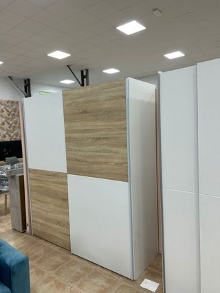 Armadio bianco con ante scorrevoli NUOVO