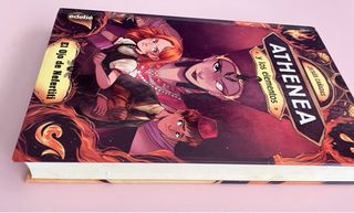 EL OJO DE NEFERTITI (Spanish Edition)