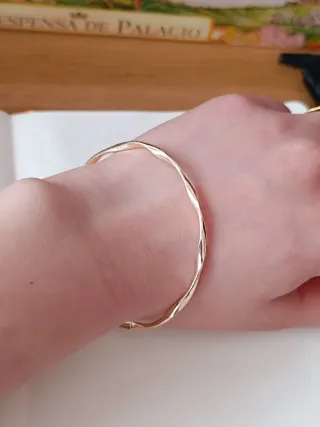 Conjunto de anillo y pulsera