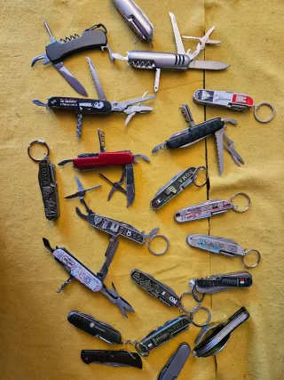 Coltellini multiuso a stock