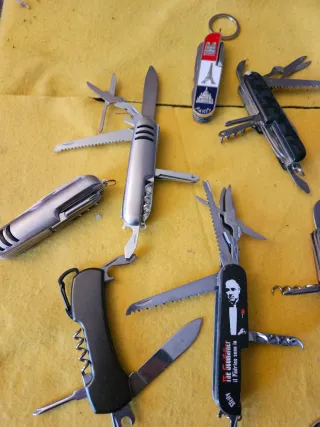 Coltellini multiuso a stock