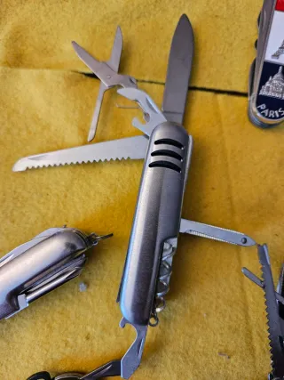 Coltellini multiuso a stock