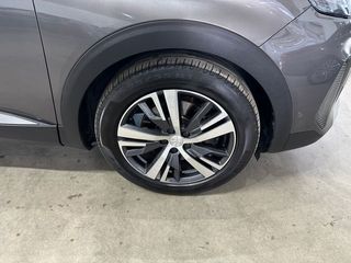 Peugeot 3008 Hybrid 1.6HYBRID 225CV ALLURE EAT8
