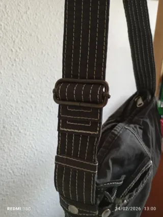 Bolso Roxi negro, con monedero.