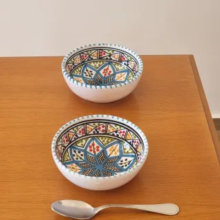 Traditional Tunisian ceramic bowl. 100% handmade