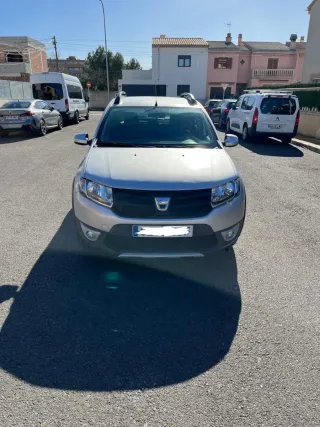 Dacia Sandero 2015