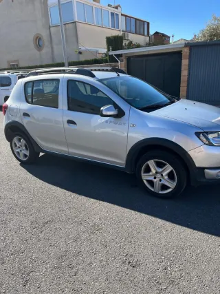 Dacia Sandero 2015