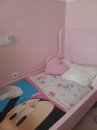 Cama Ikea niña