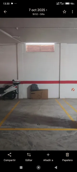 Alquiler plaza de garaje grande para coche y moto.