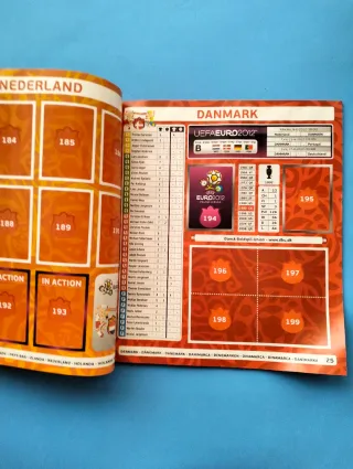 Álbum oficial de cromos de la Eurocopa 2012