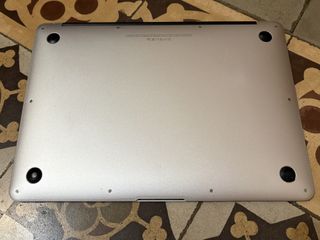Macbook Air A1466 13 pulgadas - BATERÍA CASI NUEVA