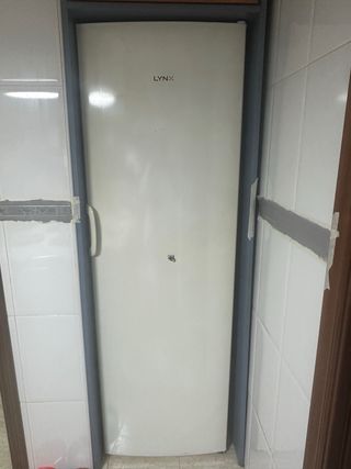 Vendo nevera y congelador 100 euros las dos cosas