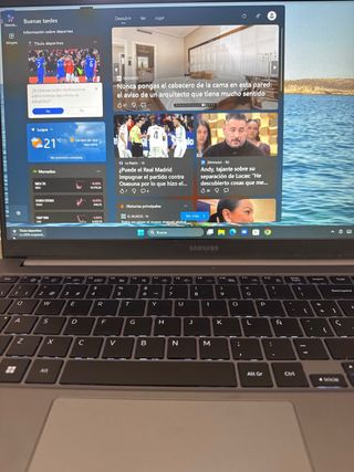 SAMSUNG GALAXY BOOK4 2024 INTEL CORE I5 120U 8GB