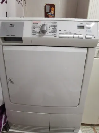 Secadora de ropa AEG. Electrolux 8 kg.