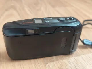 Cámara de fotos analógica Olympus Mju