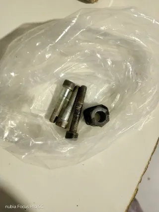 Tubo de escape piaggio liberty 125cc.