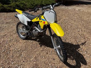 Suzuki drz 125