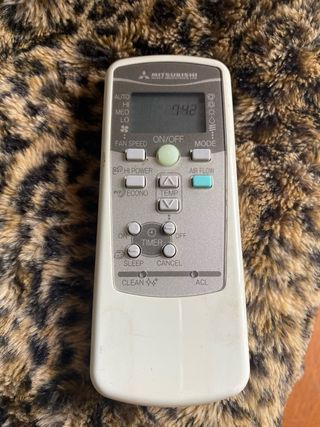 Mando aire acondicionado Mitsubishi