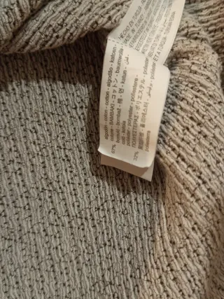 Camiseta asimétrica tejido textura, crema y marrón