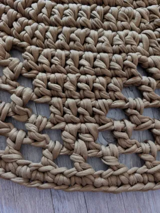 Alfombra de ganchillo 92 cm de diámetro