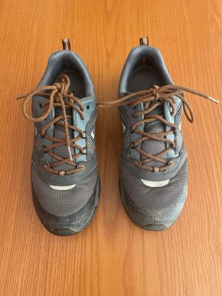 Zapatillas trekking chiruca talla 44 suela vibrant