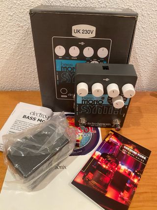 Electro-Harmonix Bass Mono Synth (pedal)