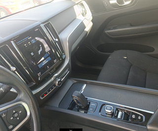 Volvo XC60 2021 momentum