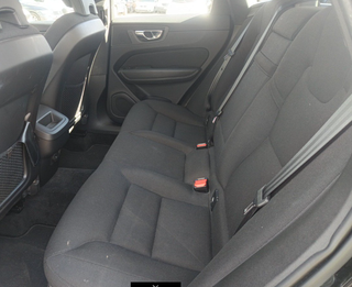 Volvo XC60 2021 momentum