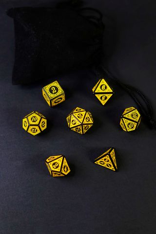 Set 7 Dadi Gialli Dados Amarillo D&D GDR dnd D20