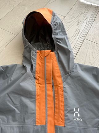 Chaqueta impermeable HAGLOFS Gore tex. Talla L