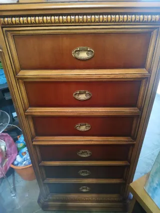 Cajonera sinfonier de madera, caracterizado