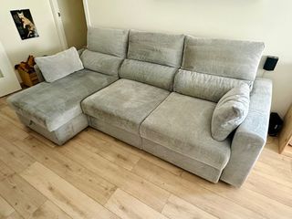 Sofá chaiselongue gris IKEA Eskilstuna