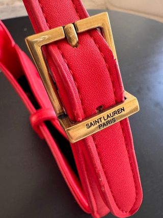 Bolso rojo tipo ysl