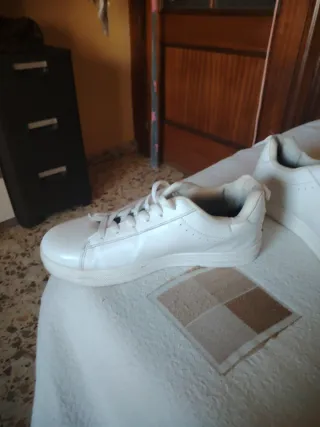 Zapatillas blancas